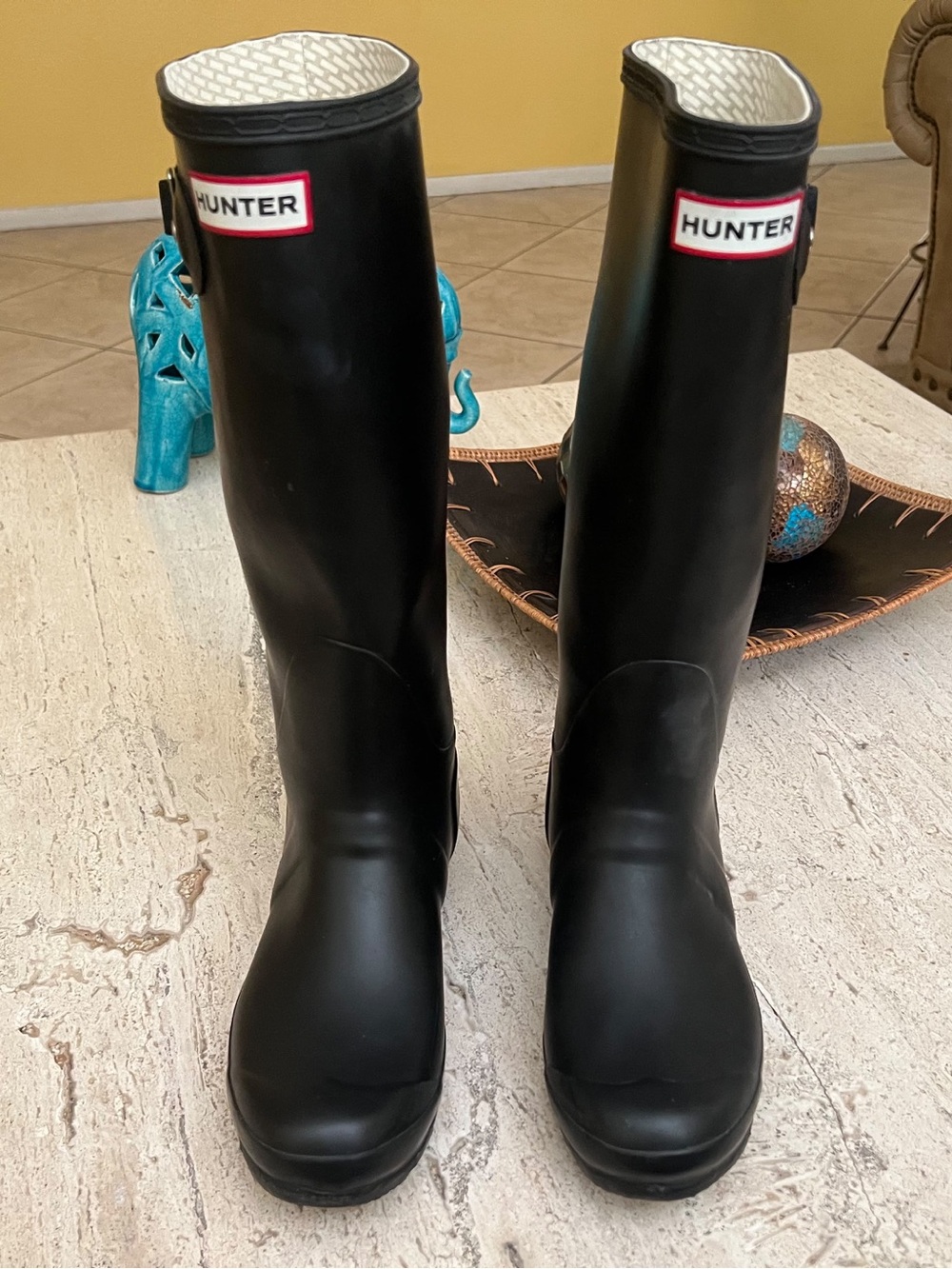 Hunter Tall Black Gloss Rain Boots with Signature Logo - Picture 7 of 13